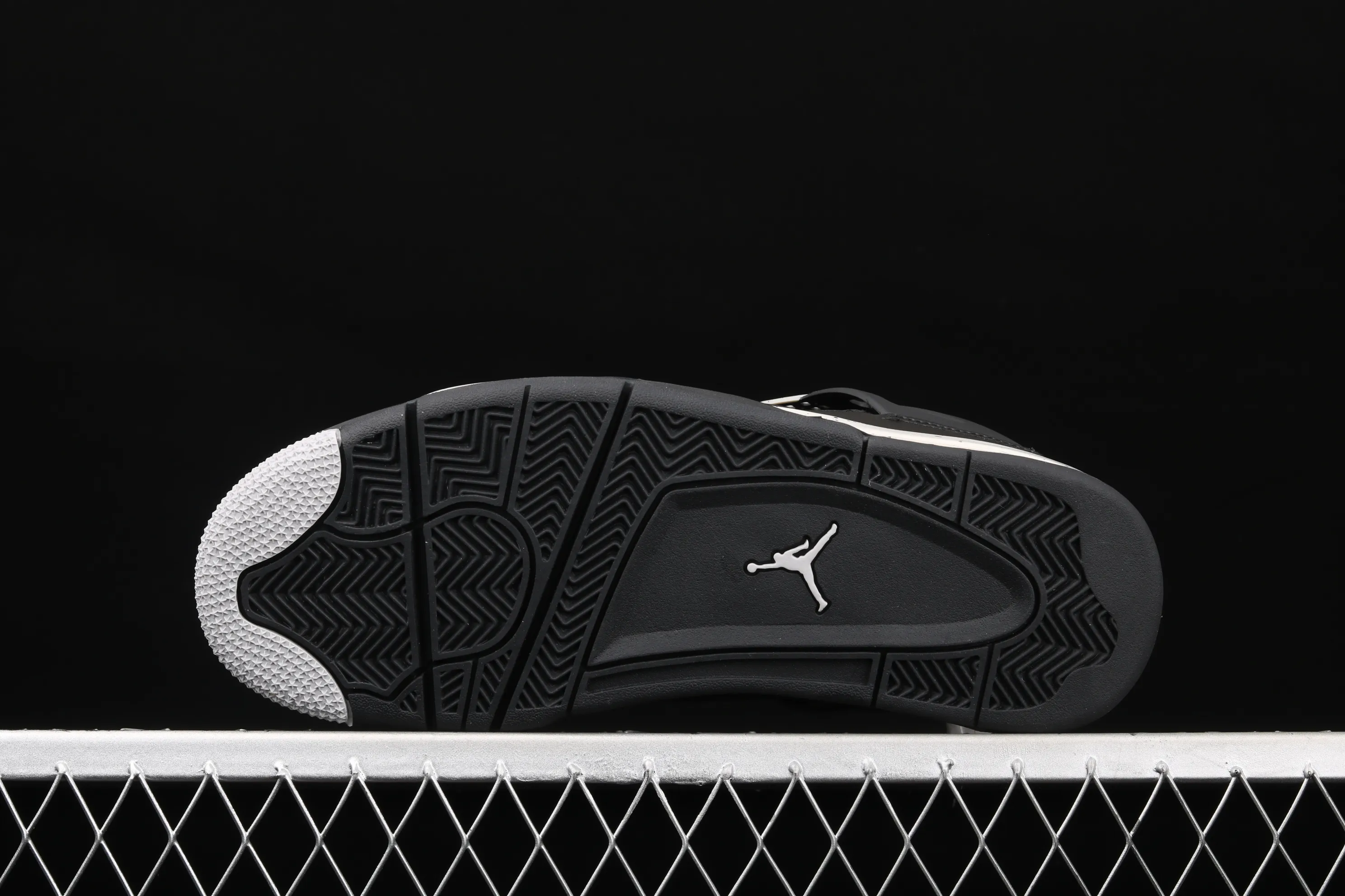 All categories Air Jordan Jordan series basketball shoes Air Jordan 4 G version Air Jordan 4 Retro LS AJ4 Joe 4 splash black and white basketball shoes 314254-003